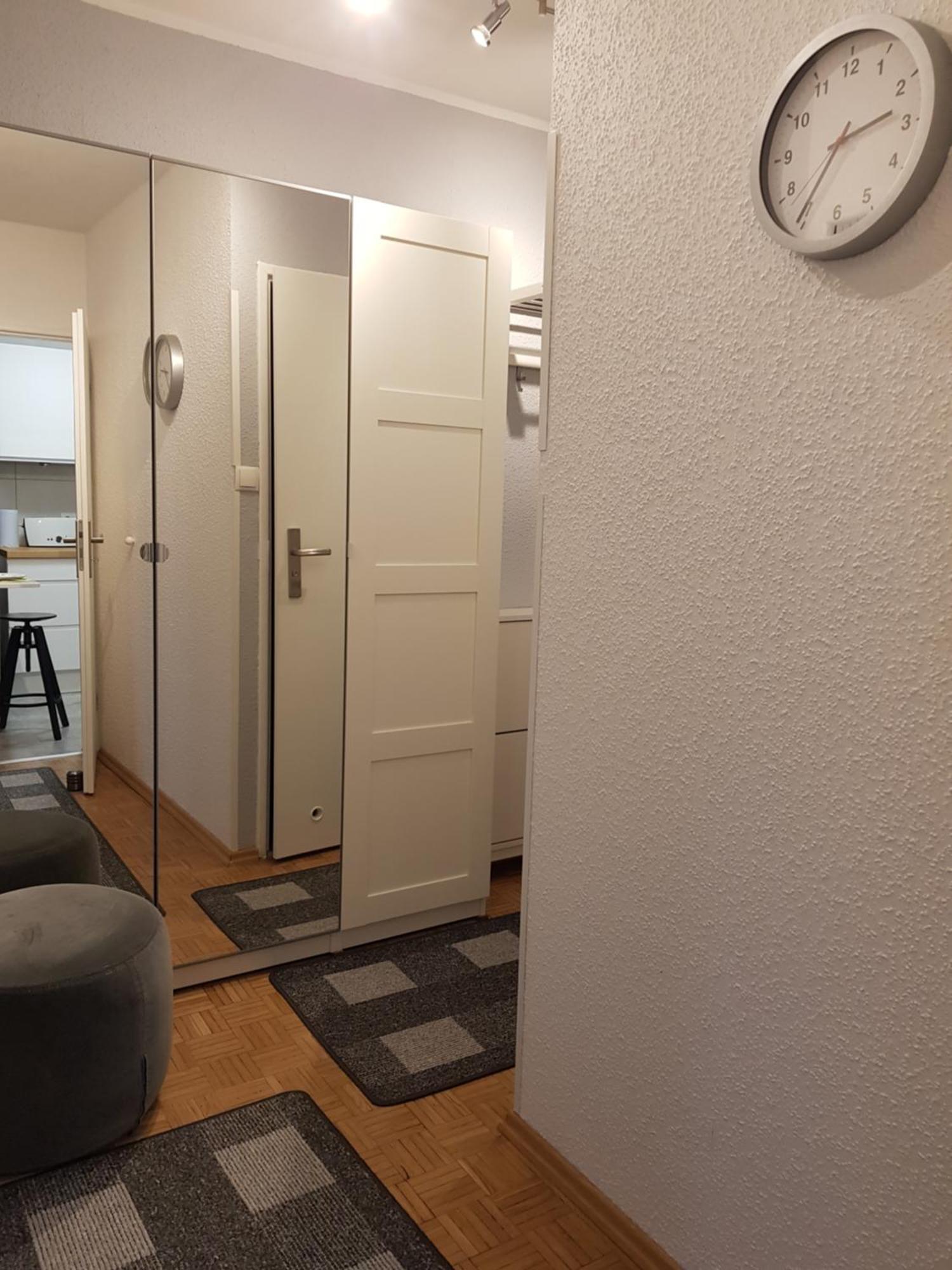 Wygodny Dwupokojowy Pomiedzy Lotniskiem A Centrum Warszawa
