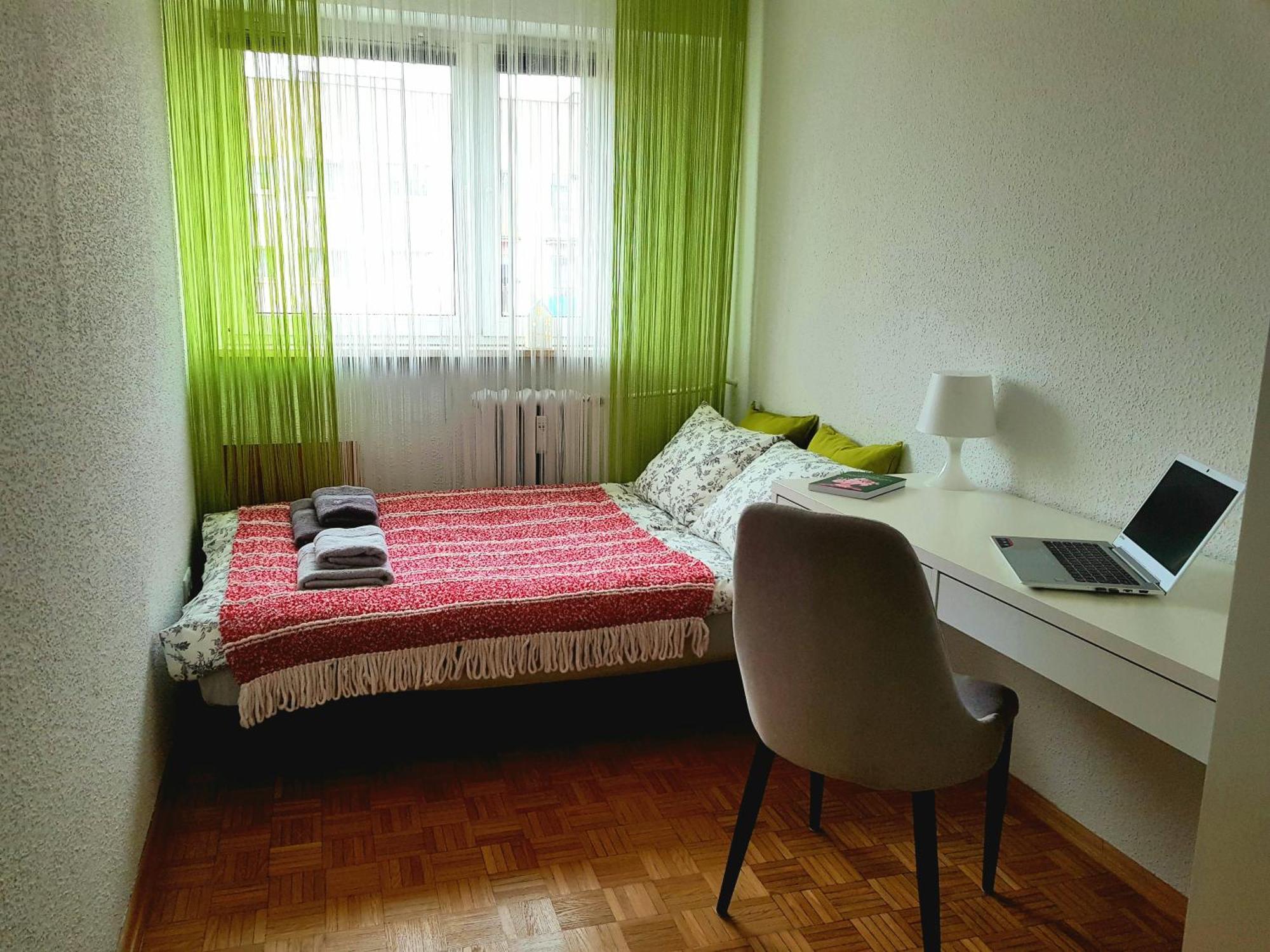 Apartament Wygodny Dwupokojowy Pomiedzy Lotniskiem A Centrum