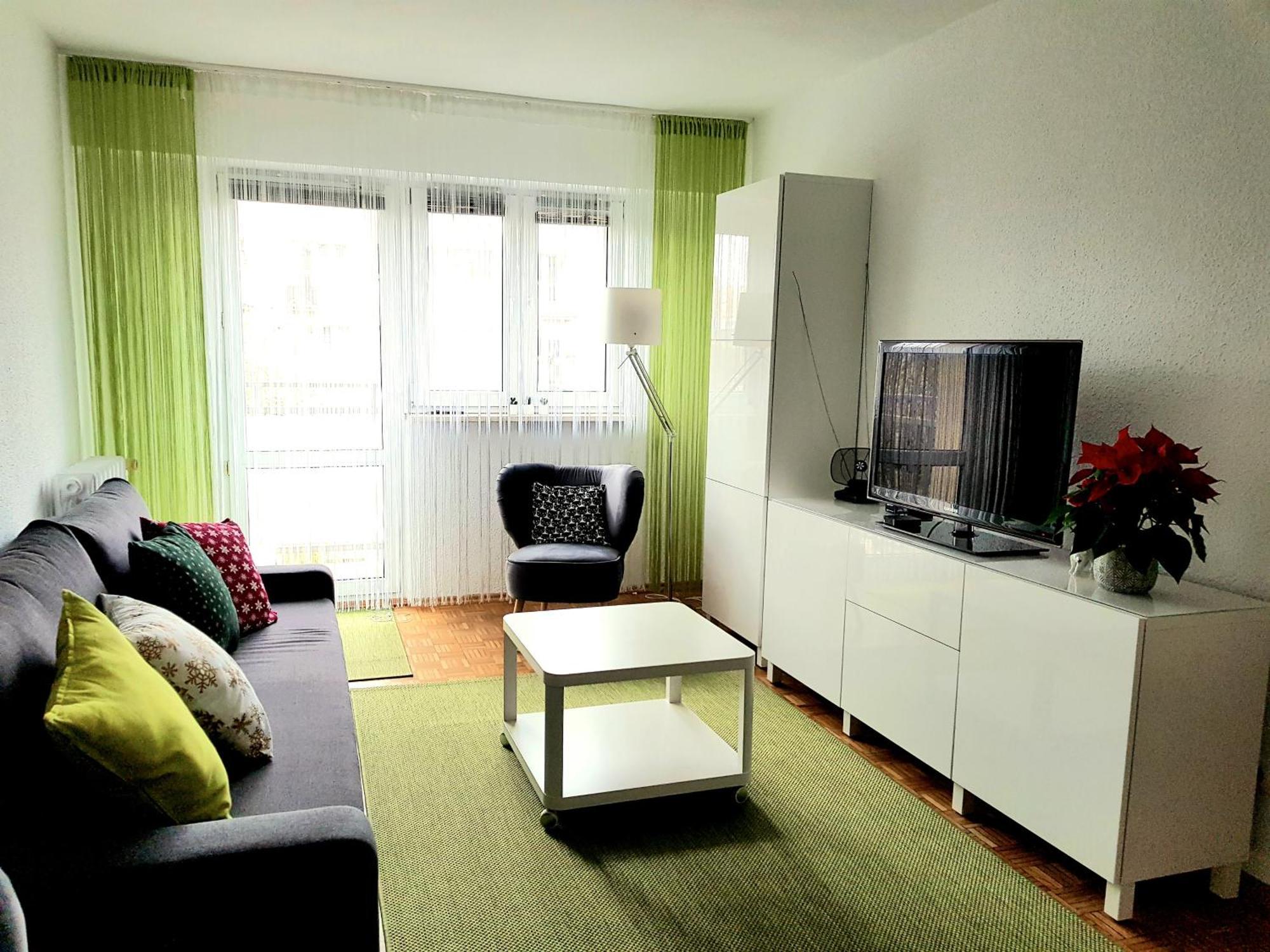 Wygodny Dwupokojowy Pomiedzy Lotniskiem A Centrum Apartament Warszawa